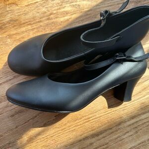 Mary Jane style dance shoes